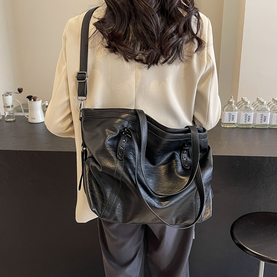 Большая черная сумка через пле – обзор и цена Luxury Bags Big