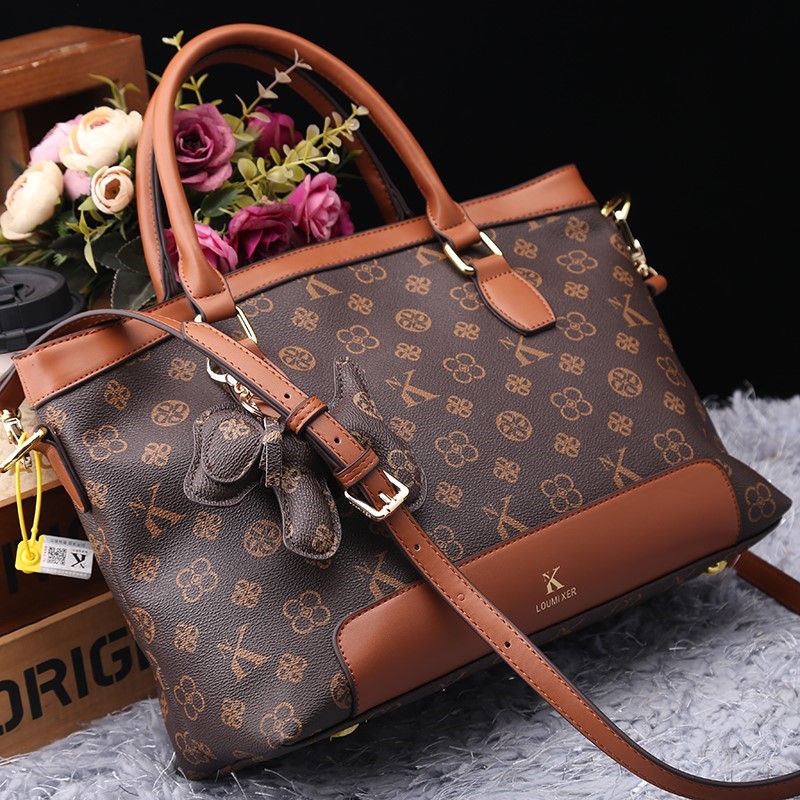 Легкая люксовая женская сумка  – обзор и цена Luxury Bags Big